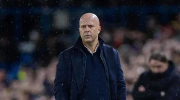 قرار نهائي من ليفربول.. تحديد مصير أرني سلوت في ظل ضغوط الجماهير وبديل محتمل